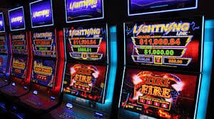 slots 777